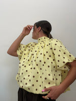 BLUSA TOPOS AMAR ESPALDA