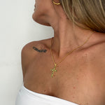 COLLAR CRUZ DORADA
