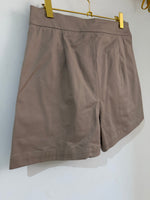 SHORT TAUPE LUMINA