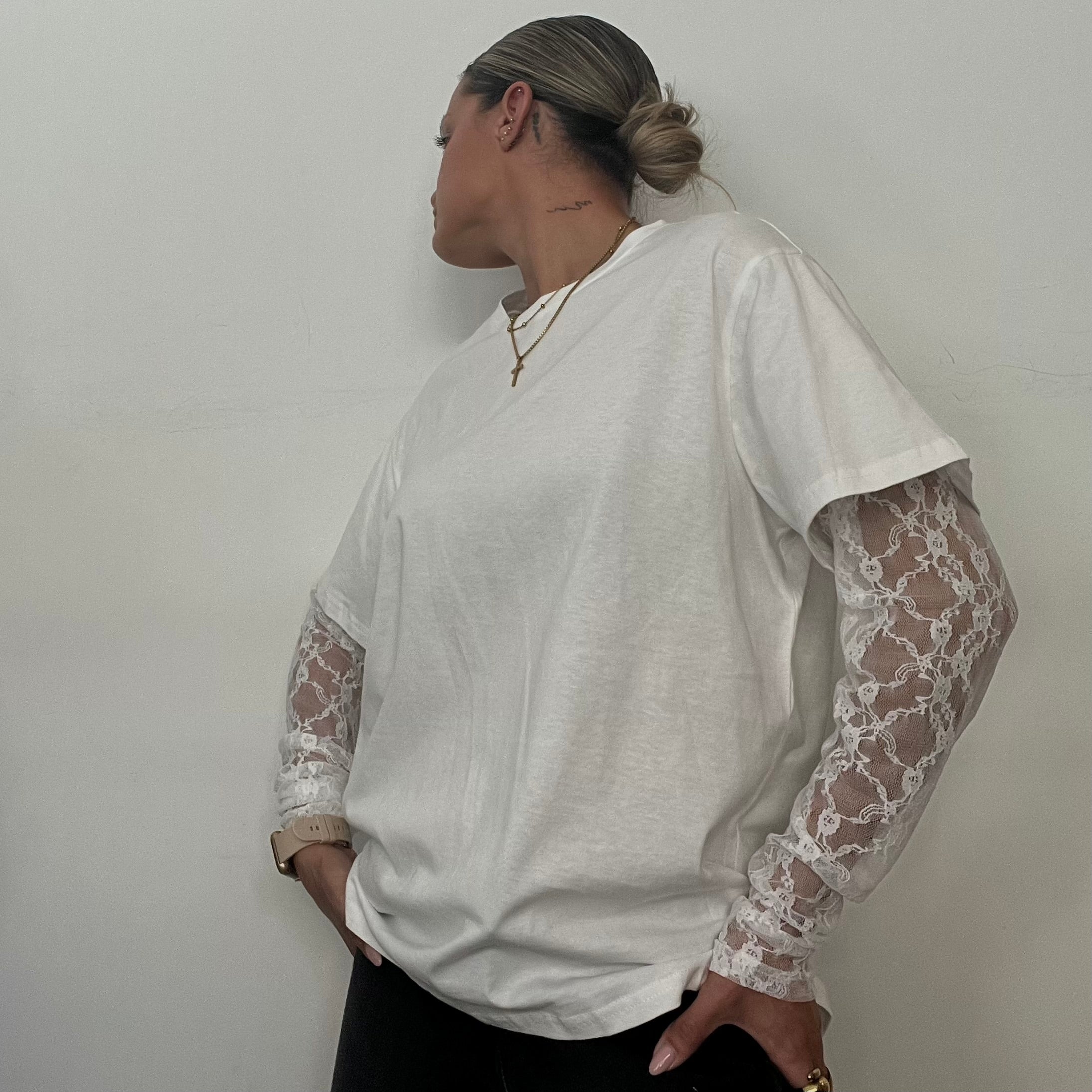 CAMISETA OVER ENCAJE
