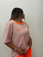 CAMISETA LINEAL NARAN NEÓN