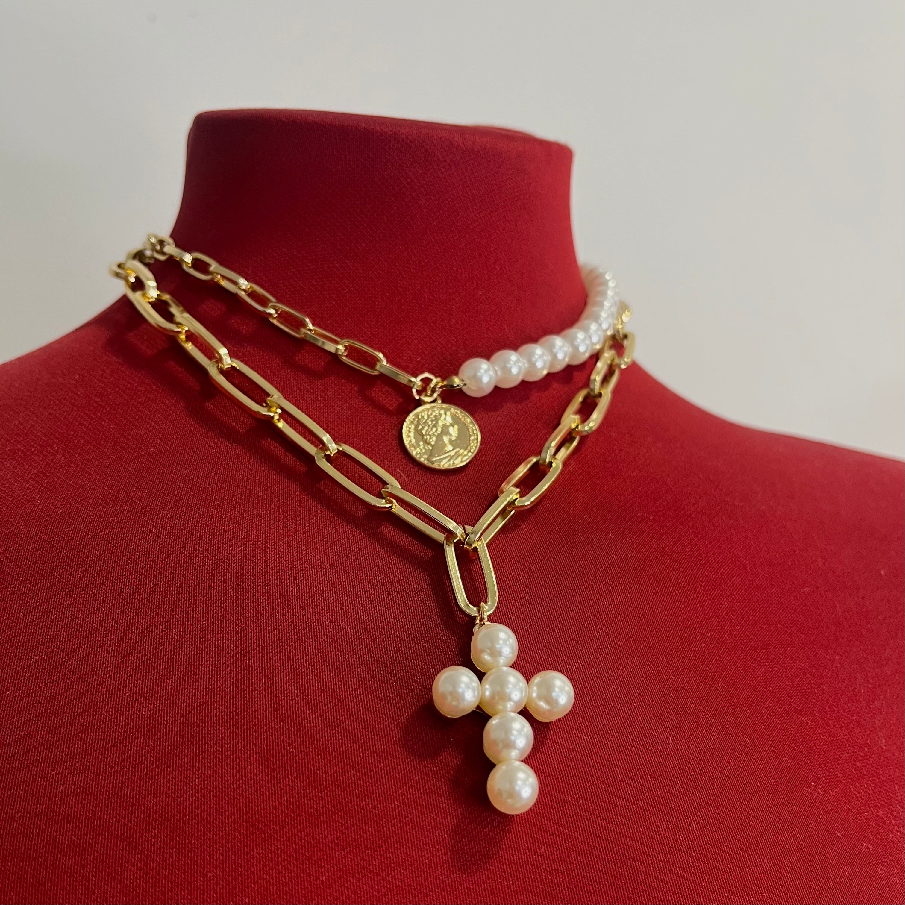 COLLAR CRUZ PERLAS