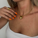 COLLAR CORA