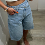 BERMUDA DENIM CRUZADA