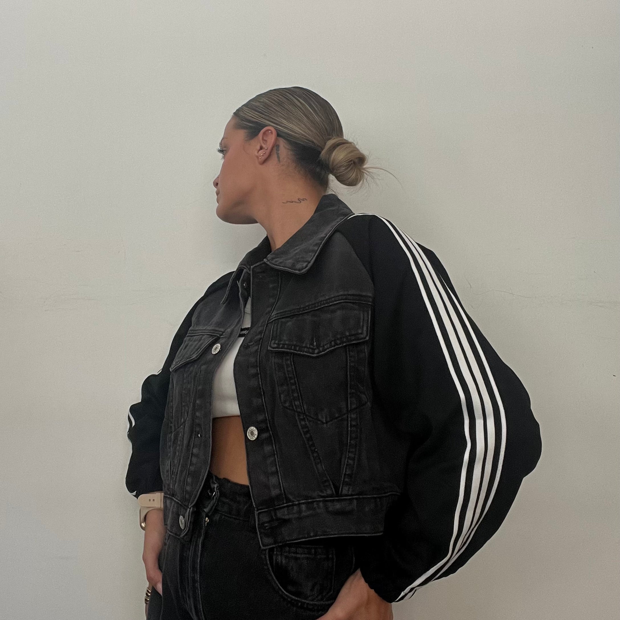 CHAQUETA CROPPED DENIM
