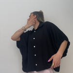 CAMISA OVER NEGRA LUM
