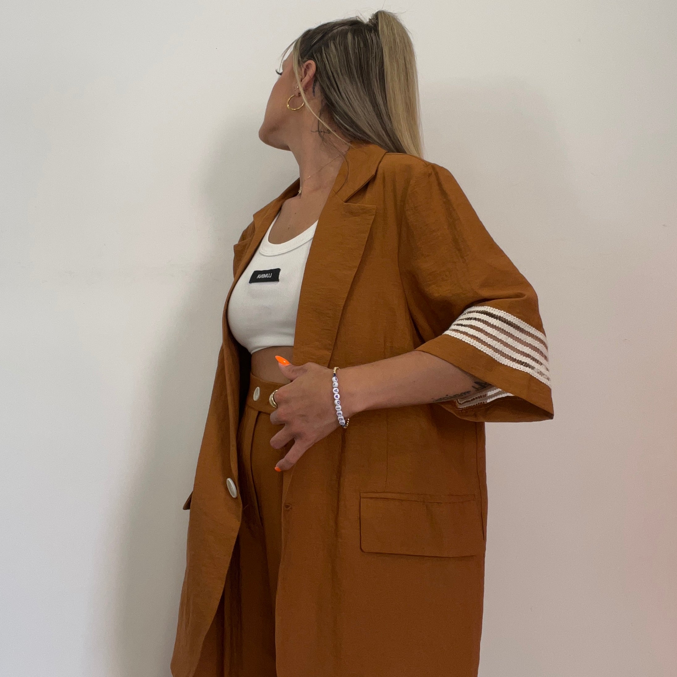 BLAZER OVER TEJA LUM