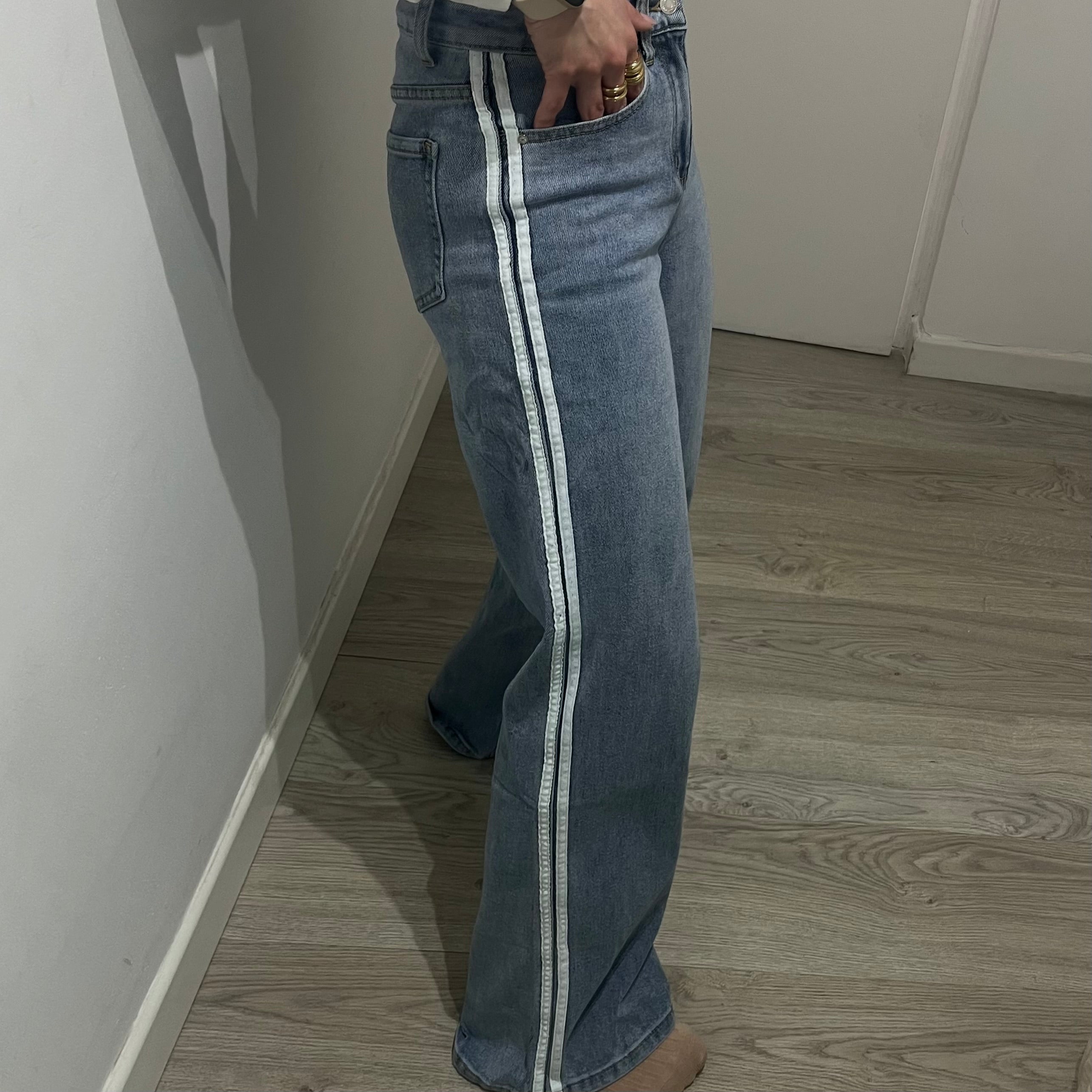 JEANS RAYAS LATERAL