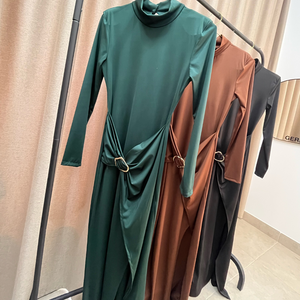 VESTIDO DETALLE