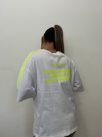 CAMISETA NEÓN AMAR LUMINA