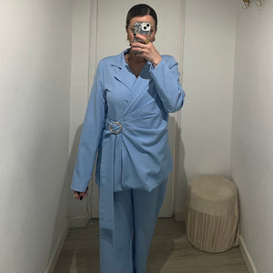 TRAJE ALMA