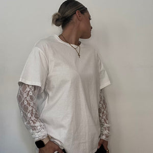 CAMISETA OVER ENCAJE