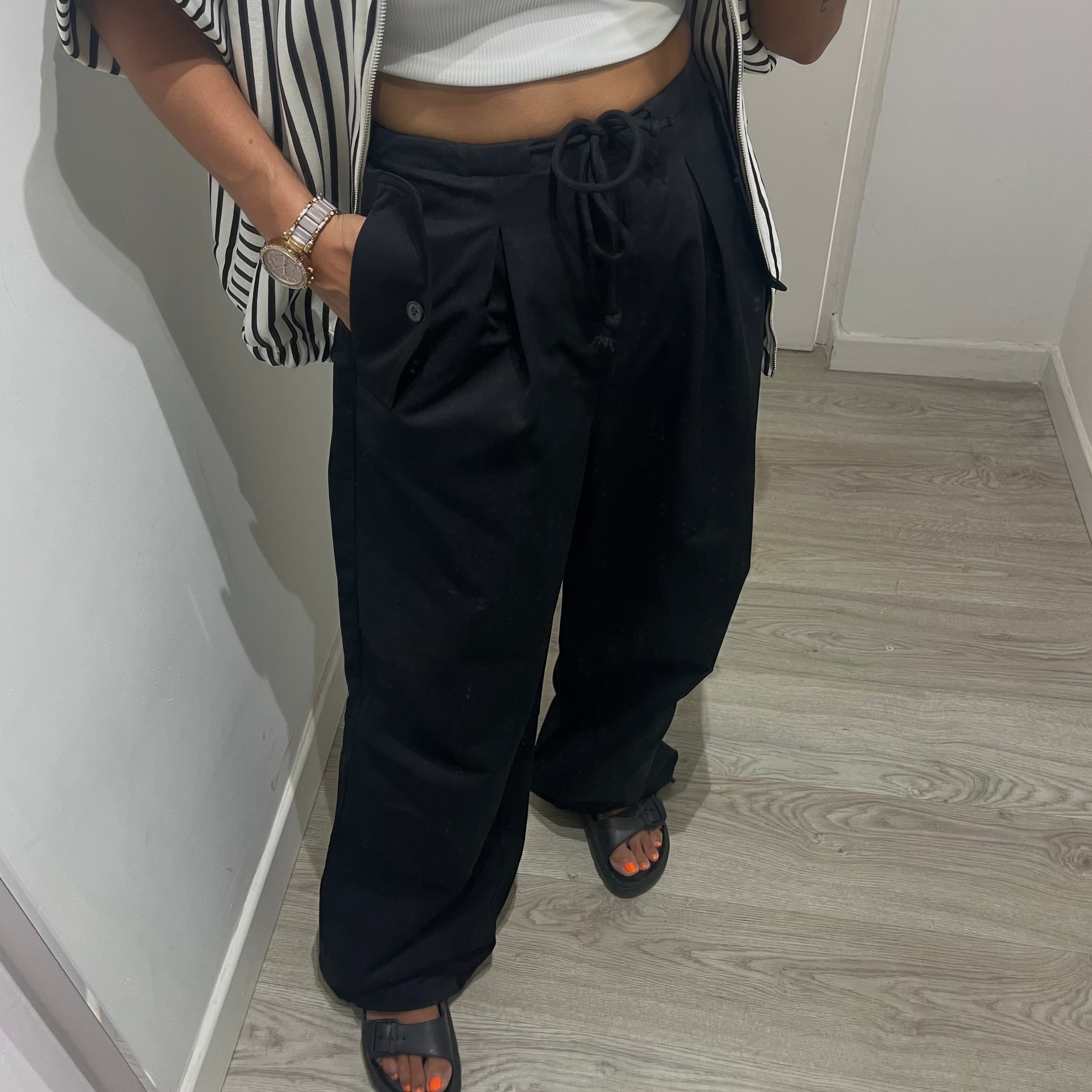 PANTALÓN CARGO BLACK PREMIUM