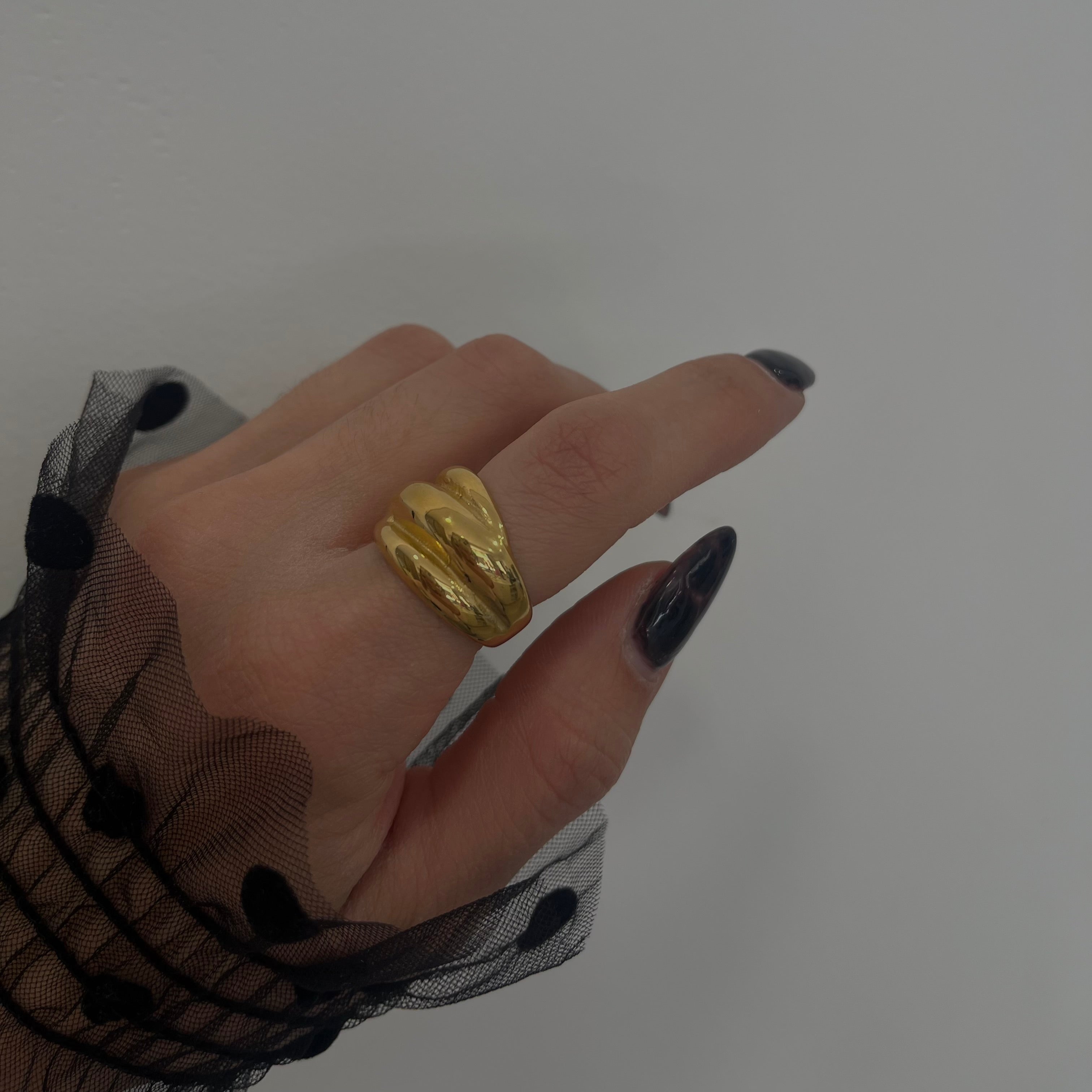 ANILLO LUV