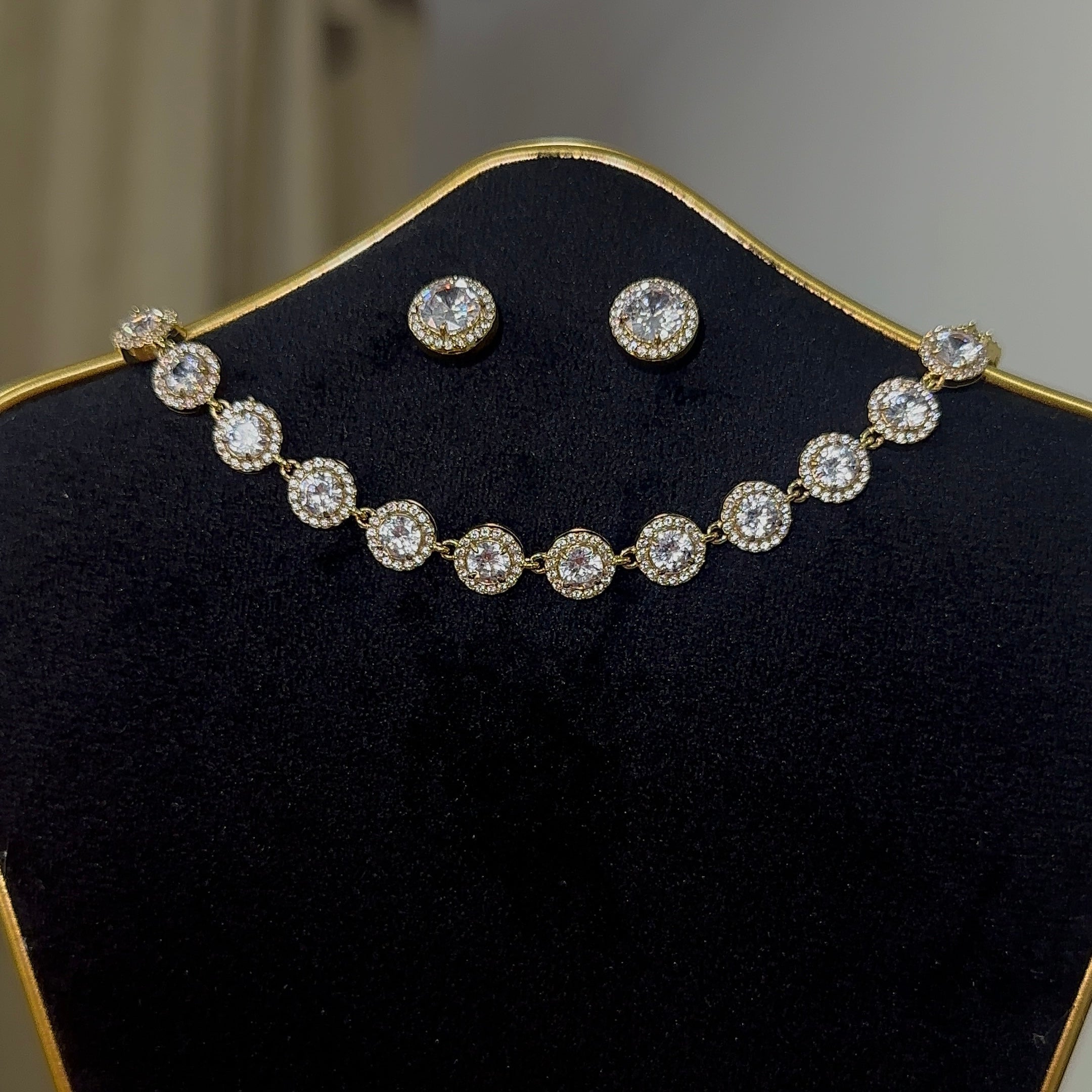 PENDIENTES ZIRCONITAS