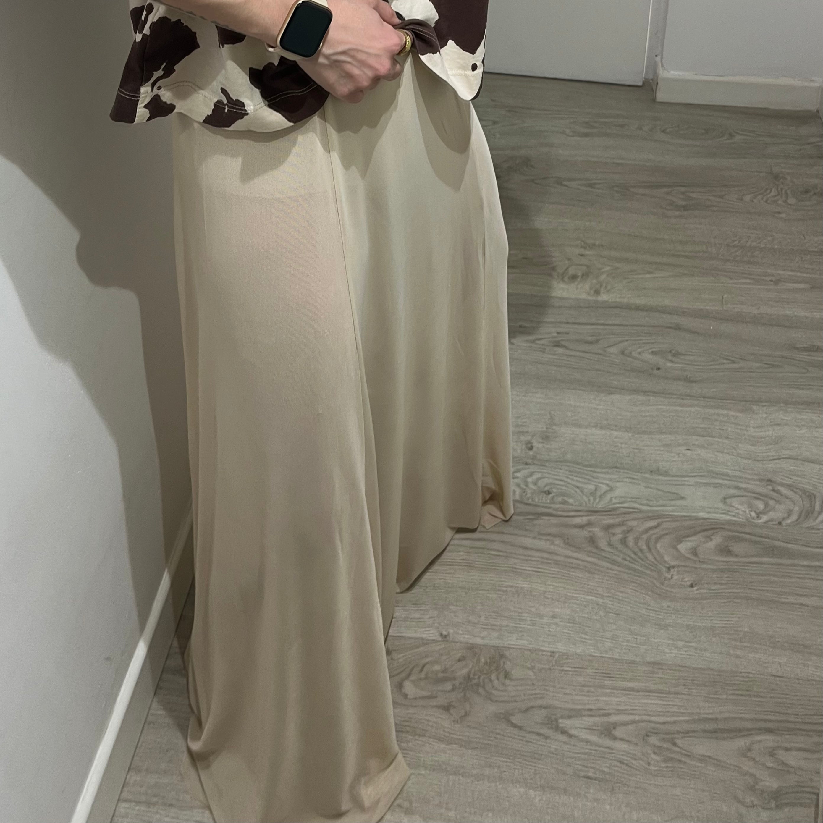 FALDA PREMIUM BEIGE LUM